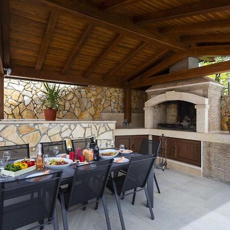 Kaštelir Villa Vita In Porec - Haus Fuer 6-8 Personen מראה חיצוני תמונה