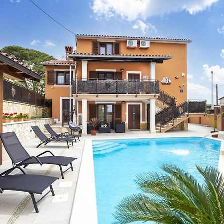 Kaštelir Villa Vita In Porec - Haus Fuer 6-8 Personen מראה חיצוני תמונה
